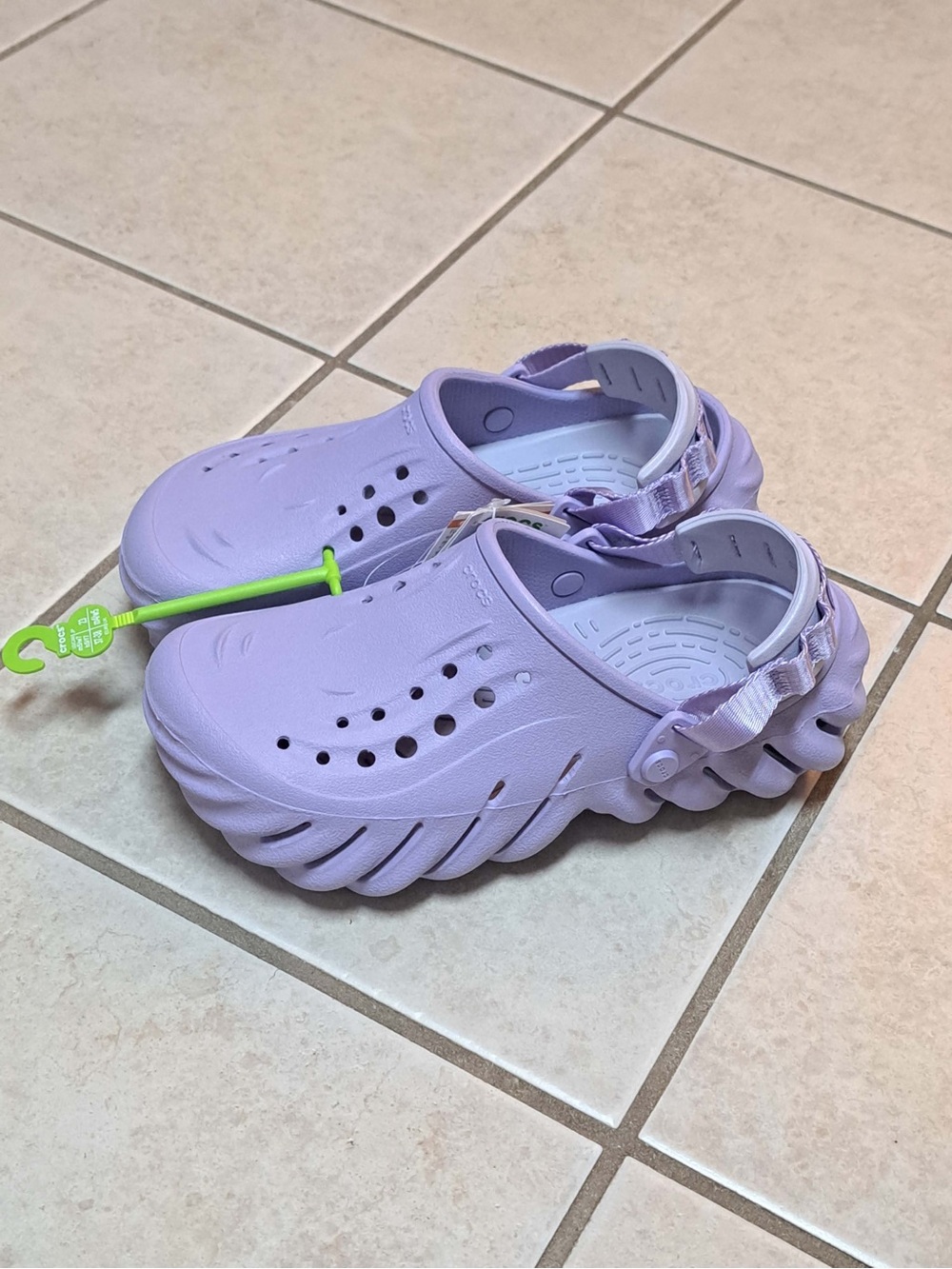 Crocs Echo Clog "Mystic Purple" Unisex Croc - Women's size 7 / Men's 5 - Picture 1 of 8